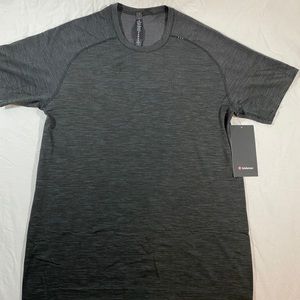 Lululemon Metal vent tech Breathe